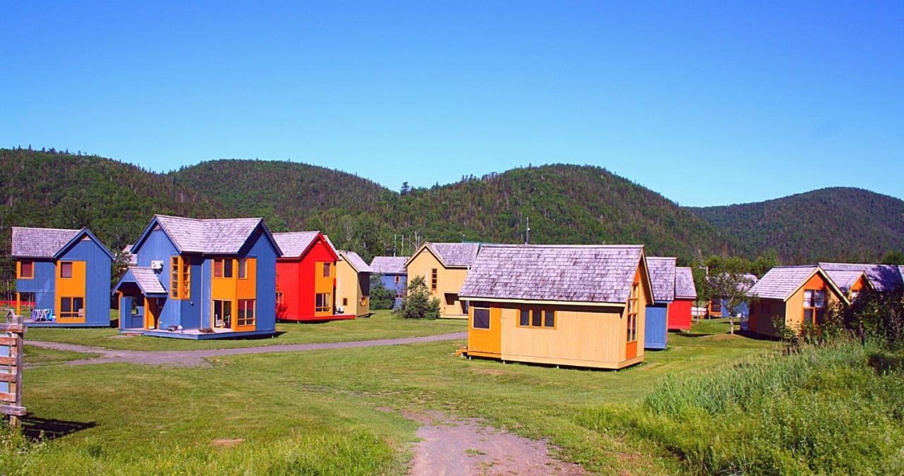 Vila Station Touristique Pin Rouge New Richmond Exteriér fotografie